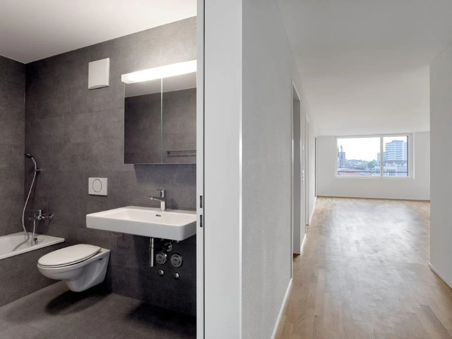Appartement moderne de 3,5 pièces dans un nouveau bâtiment - Photo 3 sur 7