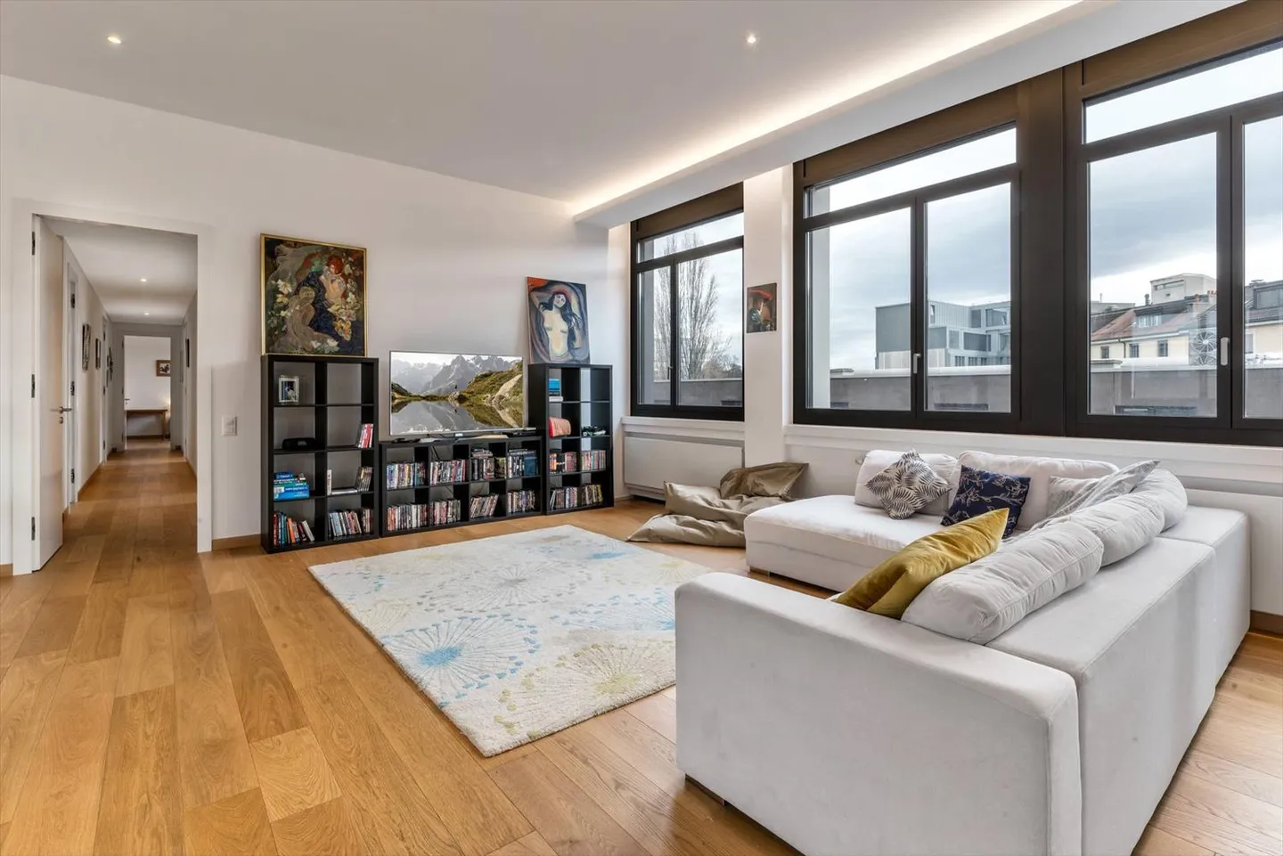 Exclusively! Magnificent loft-style apartment in the city center - Photo 7 of 13