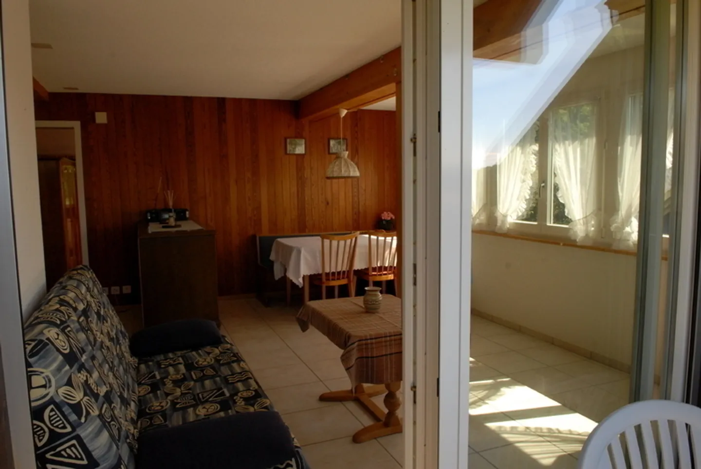 2 ROOM APARTMENT IN HINTERKAPPELEN (BE), FURNISHED - Photo 4 of 8