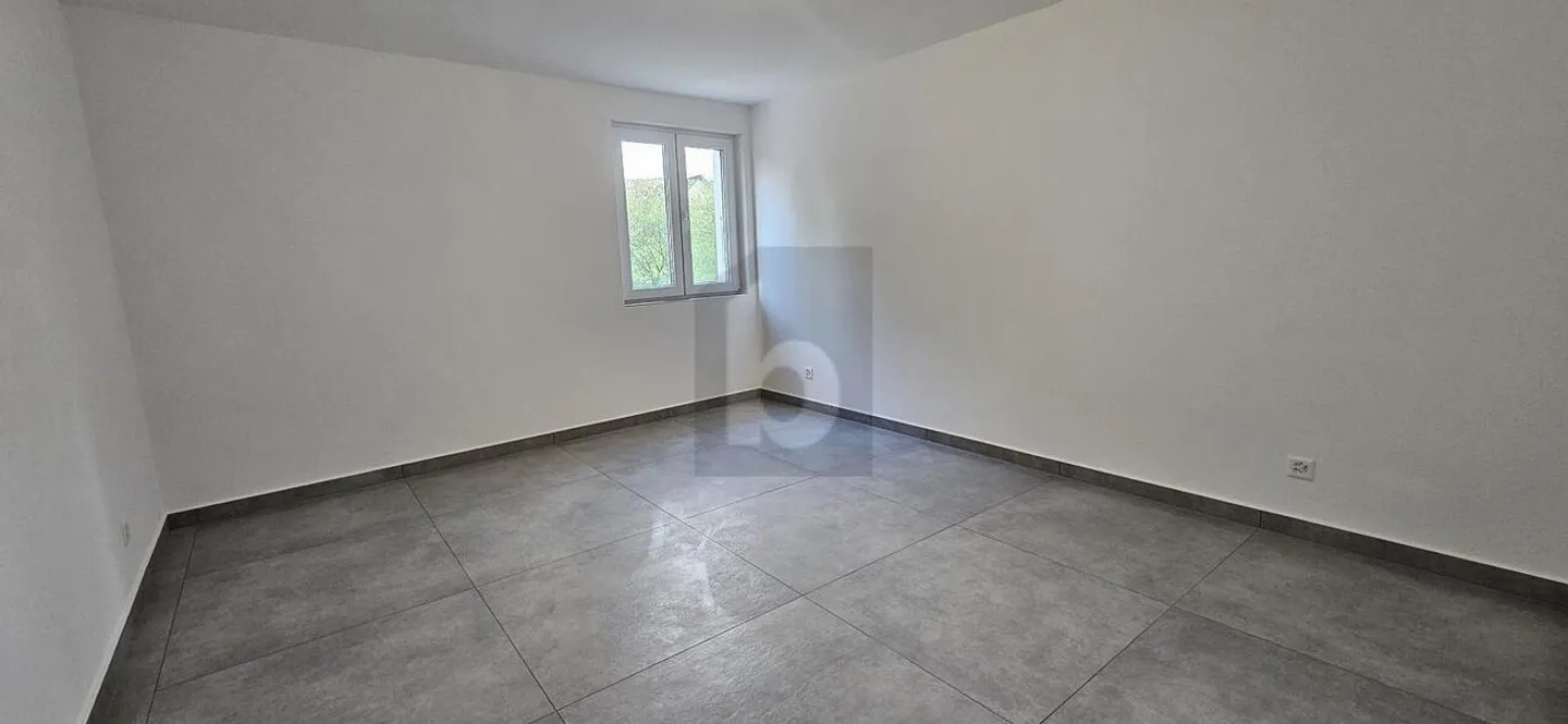 Appartamento in vendita - Foto 4 di 6