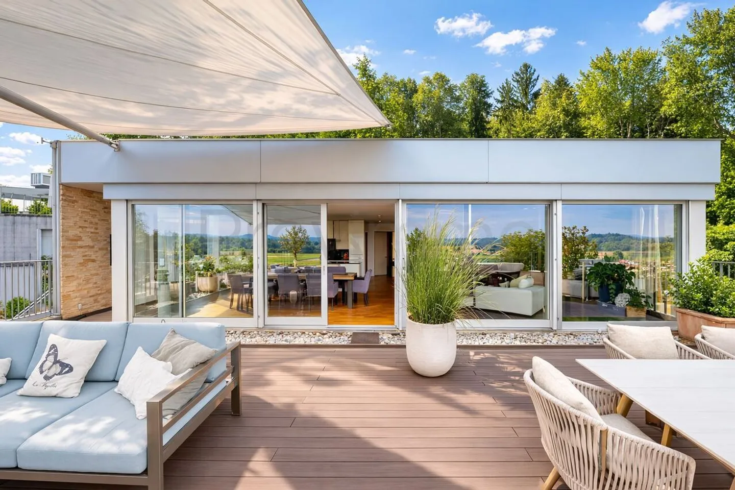 Une maison qui inspire - extraordinaire à l'intérieur comme à l'extérieur - Photo 6 sur 13