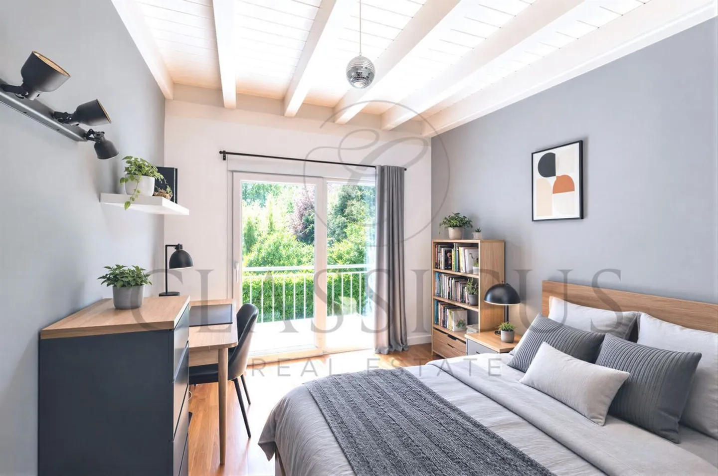 Familienhaus mit Giebel, privatem Garten, Veranda und 4 Parkplätzen - Foto 11 von 13