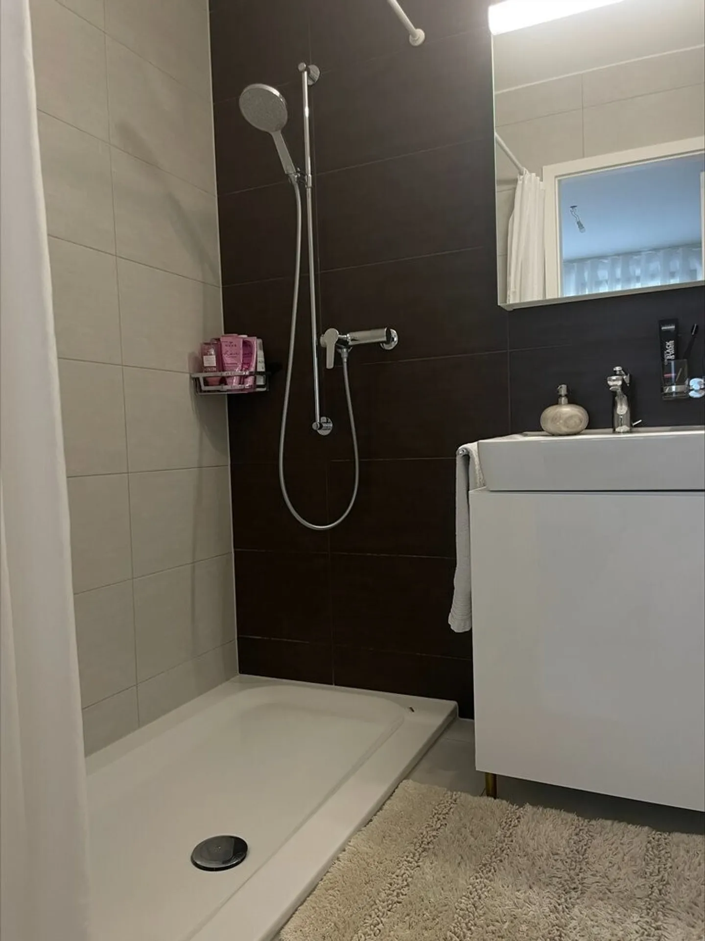 Bel appartement de 2.5 pièces - Photo 3 sur 5