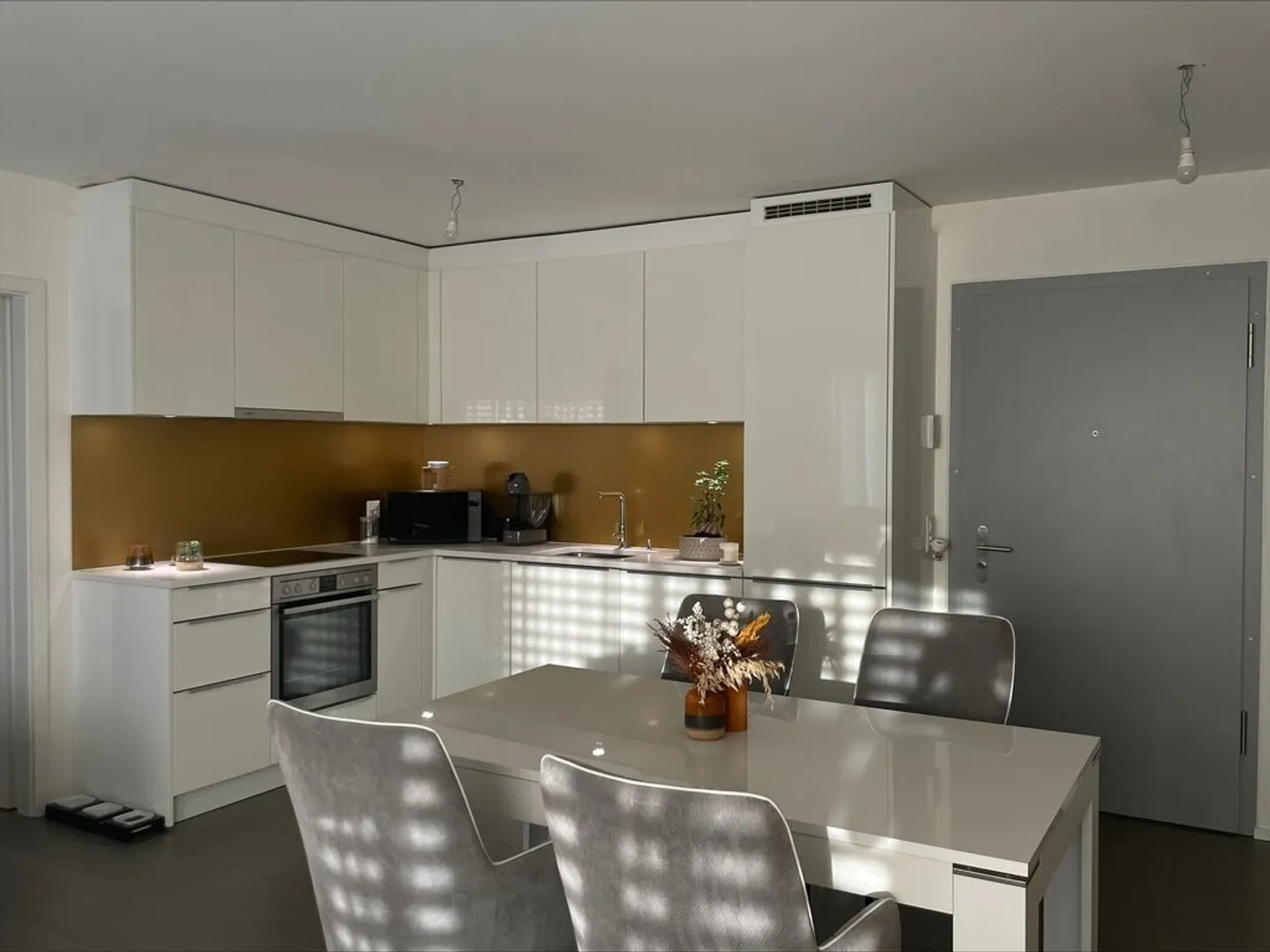 Bel appartement de 2.5 pièces - Photo 1 sur 5