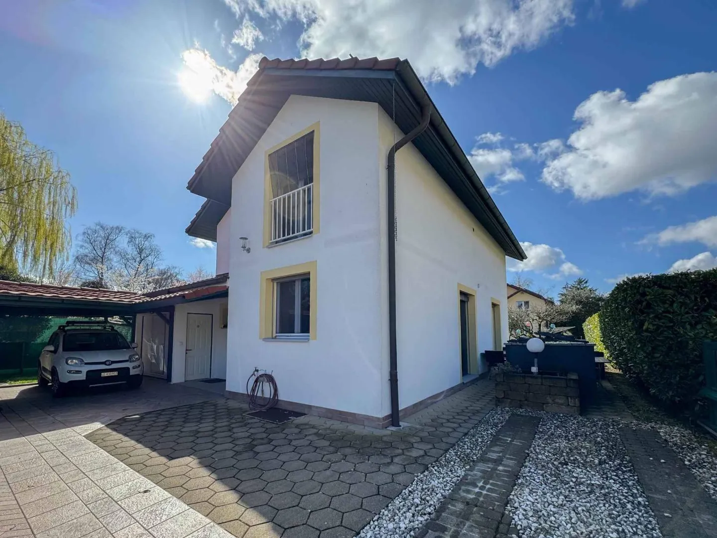 5-Zimmer Villa - Foto 2 von 10