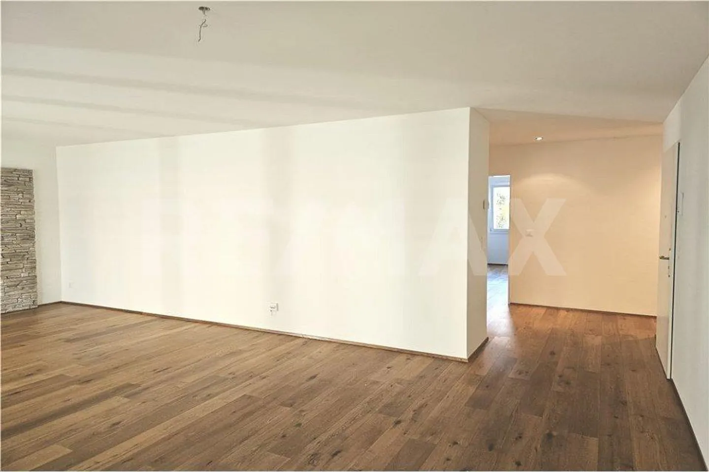 5 Zi.whg. inkl. Keller und Tiefgaragen-PP - Platz für die ganze Familie - Foto 10 von 12