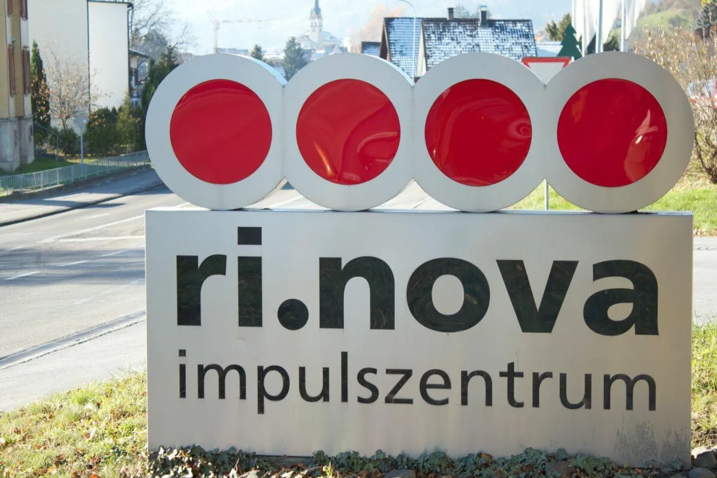 Your new workplace in Rebstein - Photo 1 of 8