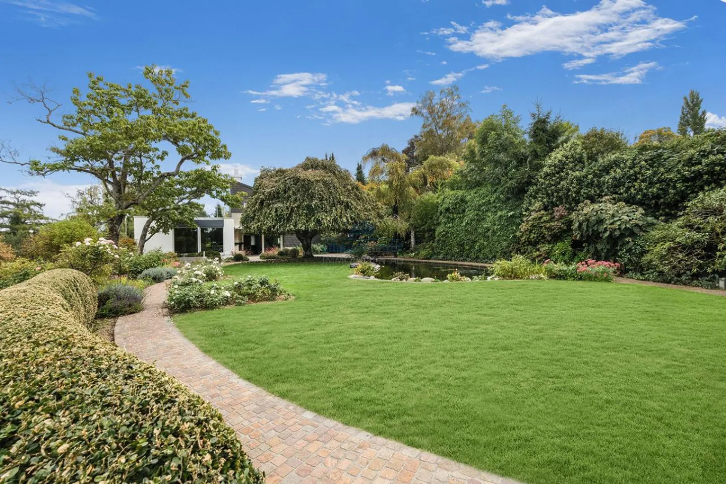 Charming Family Home with Garden - Photo 1 of 14