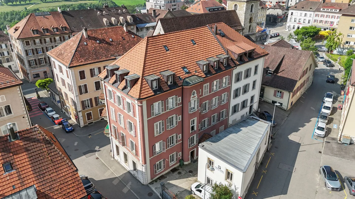 Kernsaniertes und vollvermietetes Wohn- und Geschäftshaus mit 5% Bruttorendite - Foto 9 von 10