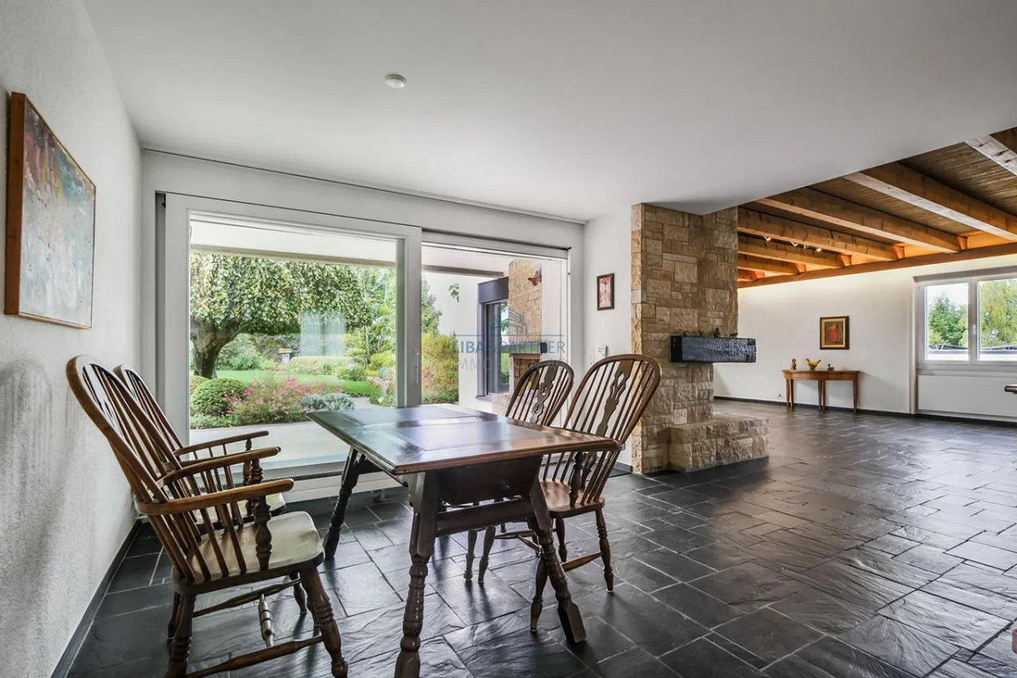 Charming Family Home with Garden - Photo 7 of 14