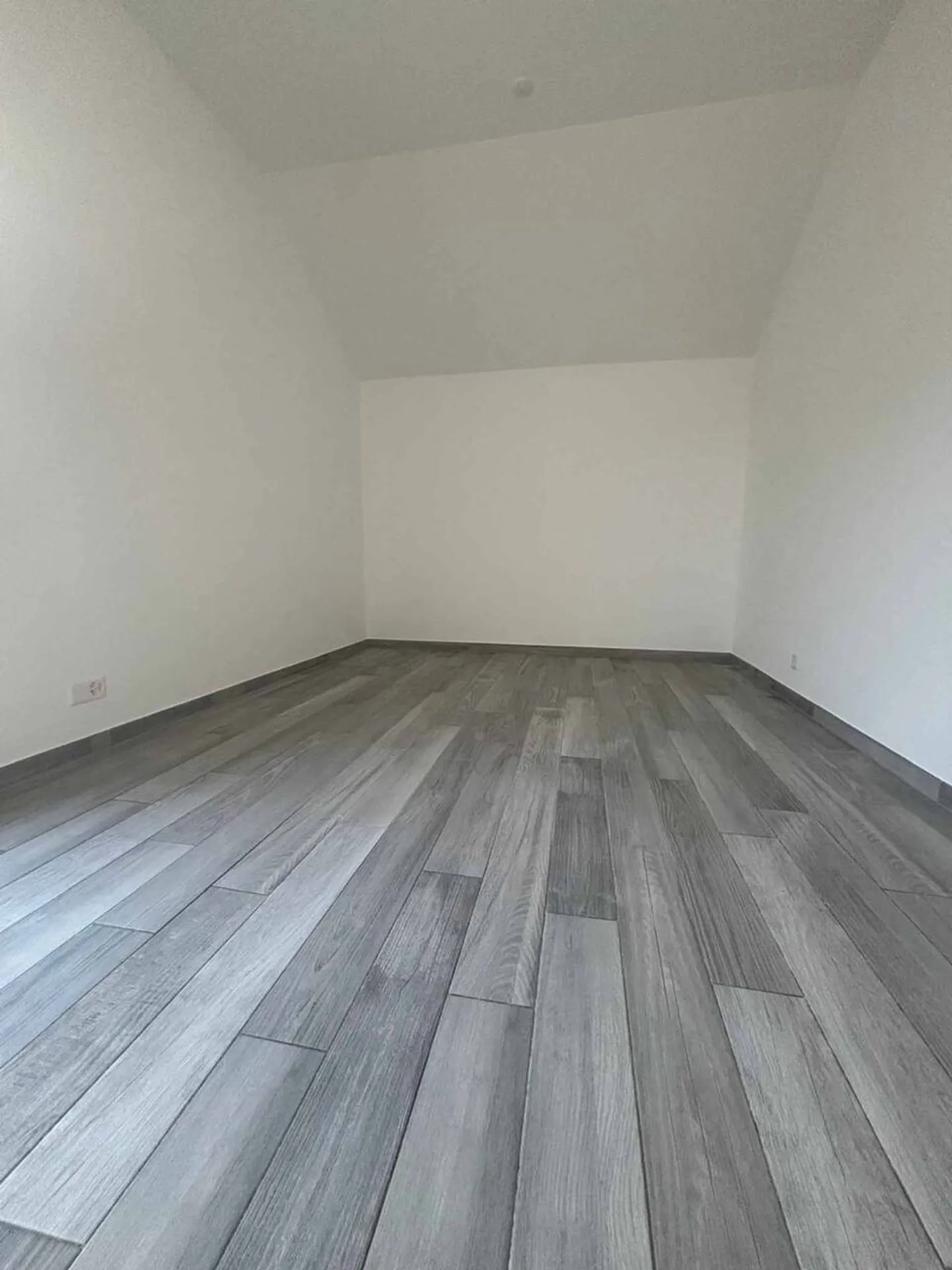 Charming 4.5 Room Apartment on the 2nd Floor - 1162 ST-PREX - Photo 10 of 13