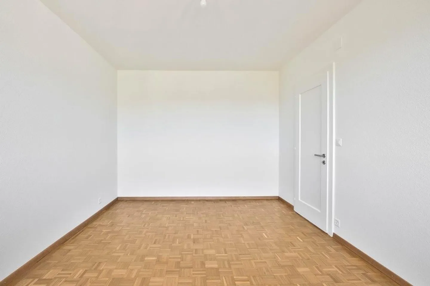 Magnificent 5-room apartment, close to all amenities - Photo 9 of 9