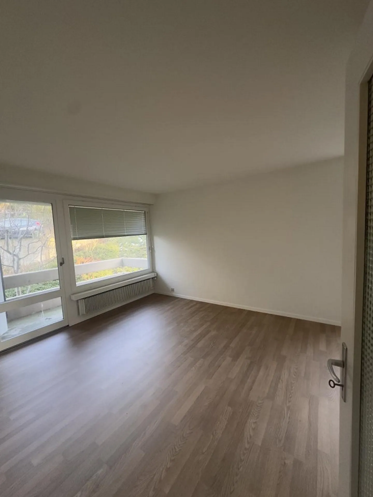 Logement TEMPORAIRE à louer dans le quartier populaire de Wesemlin - Photo 4 sur 13