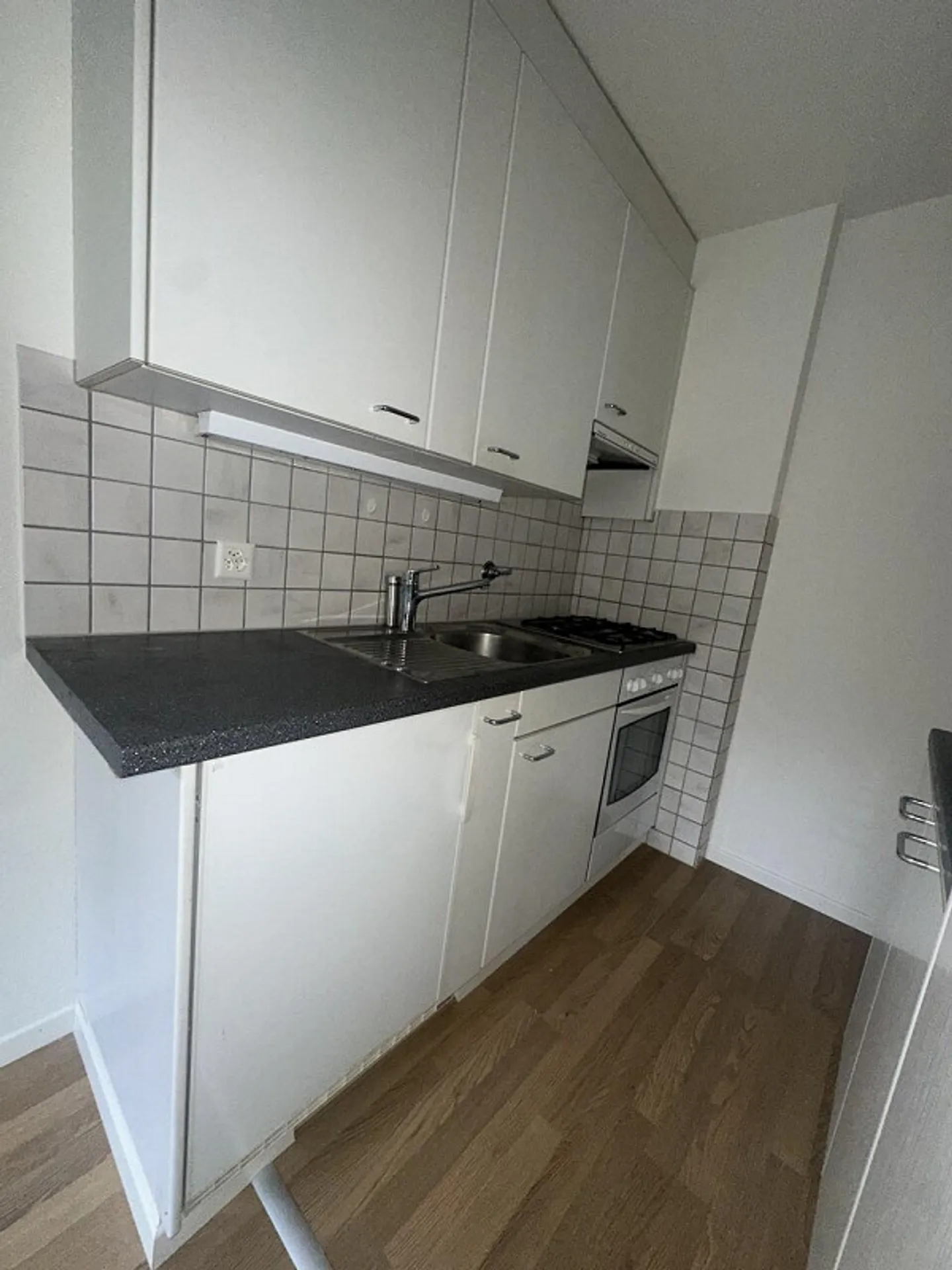 Logement TEMPORAIRE à louer dans le quartier populaire de Wesemlin - Photo 6 sur 13