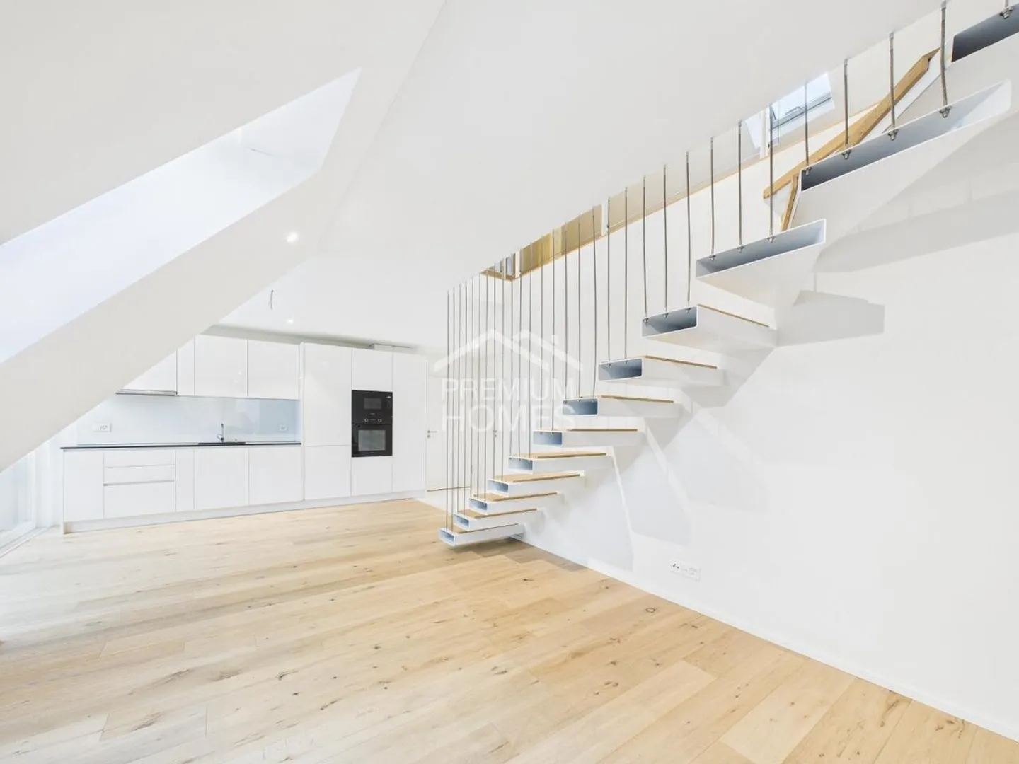 Un nouveau bâtiment pour arriver et se sentir bien - Photo 3 sur 11