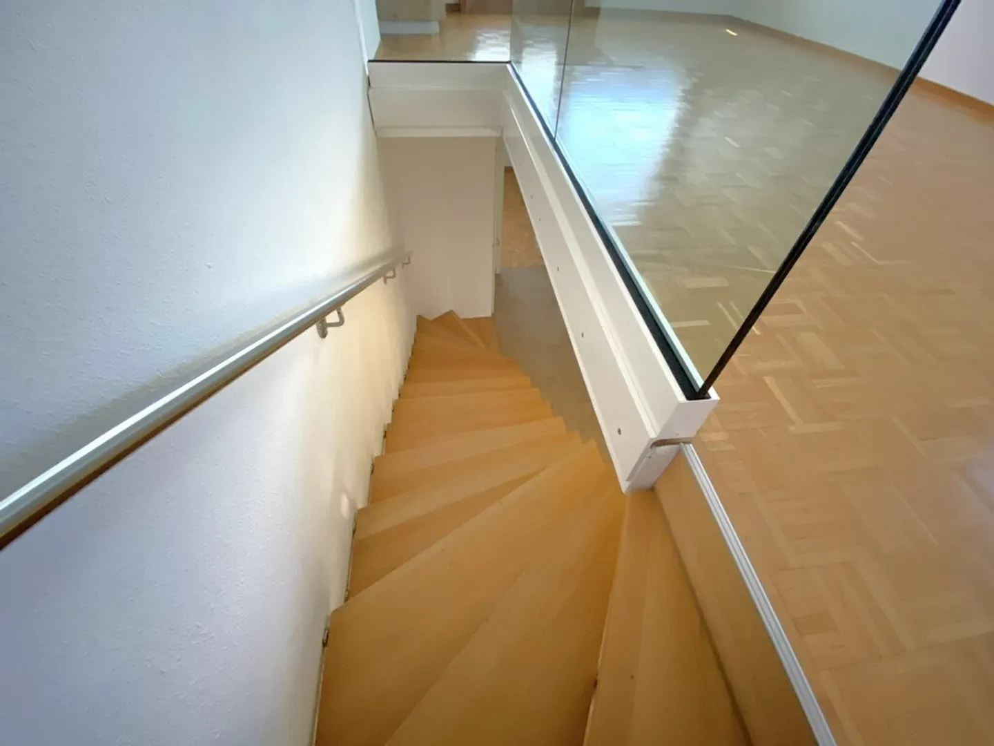 Living with a panoramic view on the 14th floor - Photo 9 of 11