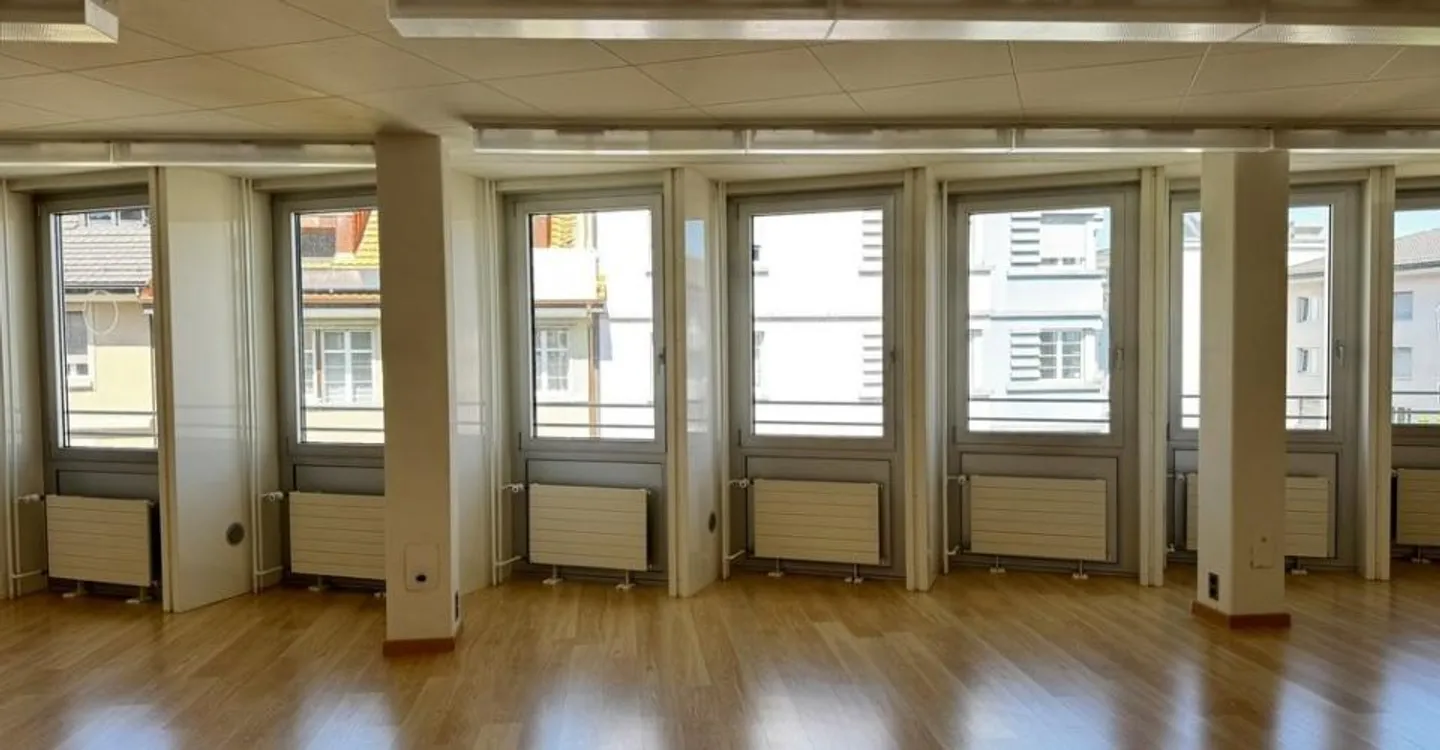 Ufficio nel cuore di Olten in affitto - tre mesi di affitto GRATIS! - Foto 4 di 8
