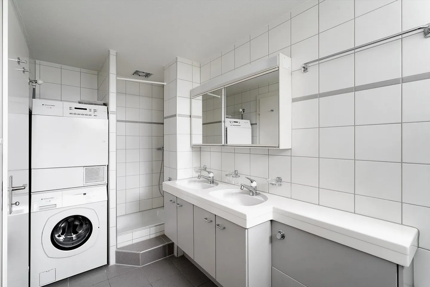 Wohnen mit Stil & traumhafter Aussicht! - Foto 6 von 12