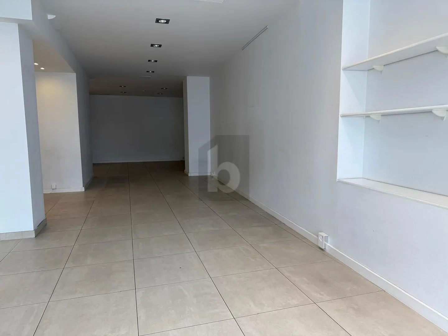 Bureau à louer - Photo 4 sur 6