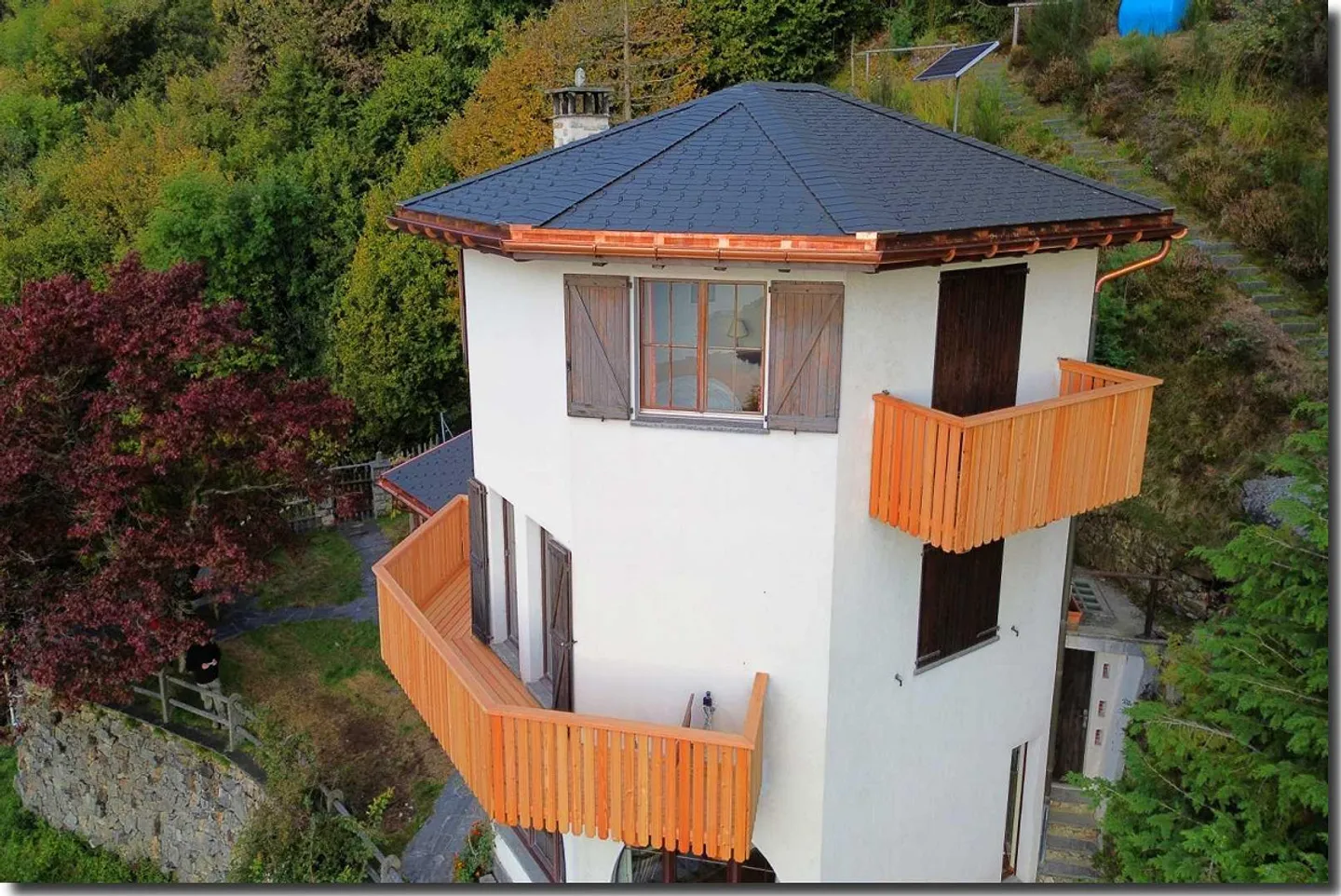 Unique Chalet with Lake View - Photo 6 of 30
