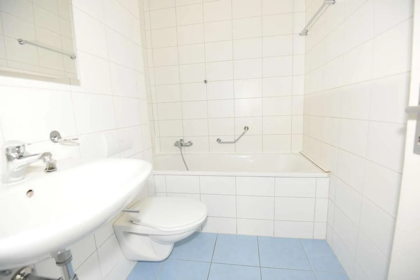 4-Zimmer-Unterkunft, ruhige Umgebung, Grünfläche - Foto 9 von 11