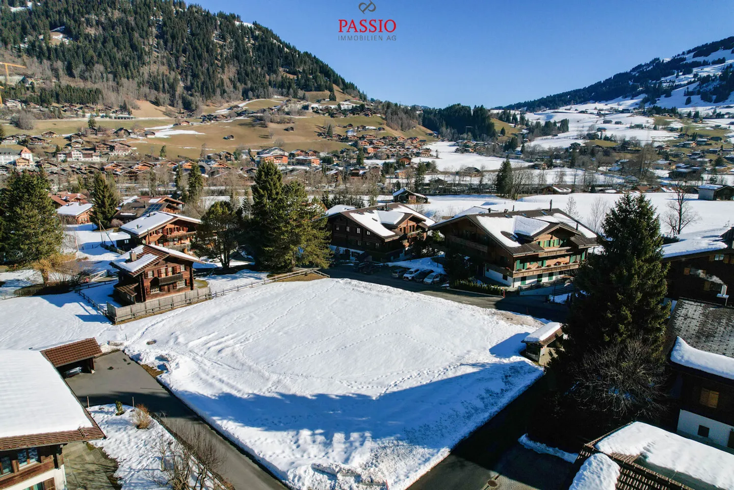 Attraktives Bauland von 1'332m² in Saanen b. Gstaad - Photo 3 of 6