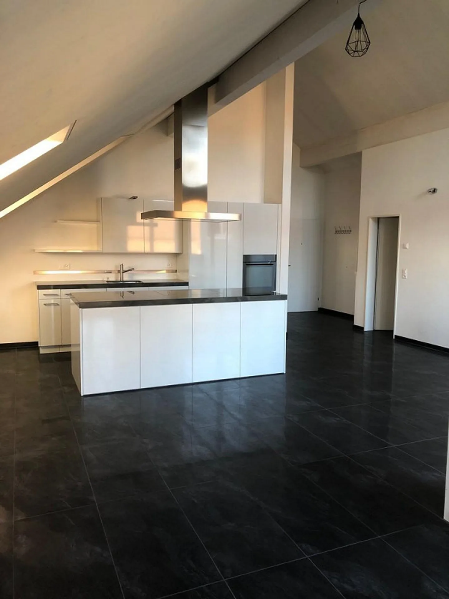 Appartement moderne de 3,5 pièces à Benken - Photo 2 sur 9