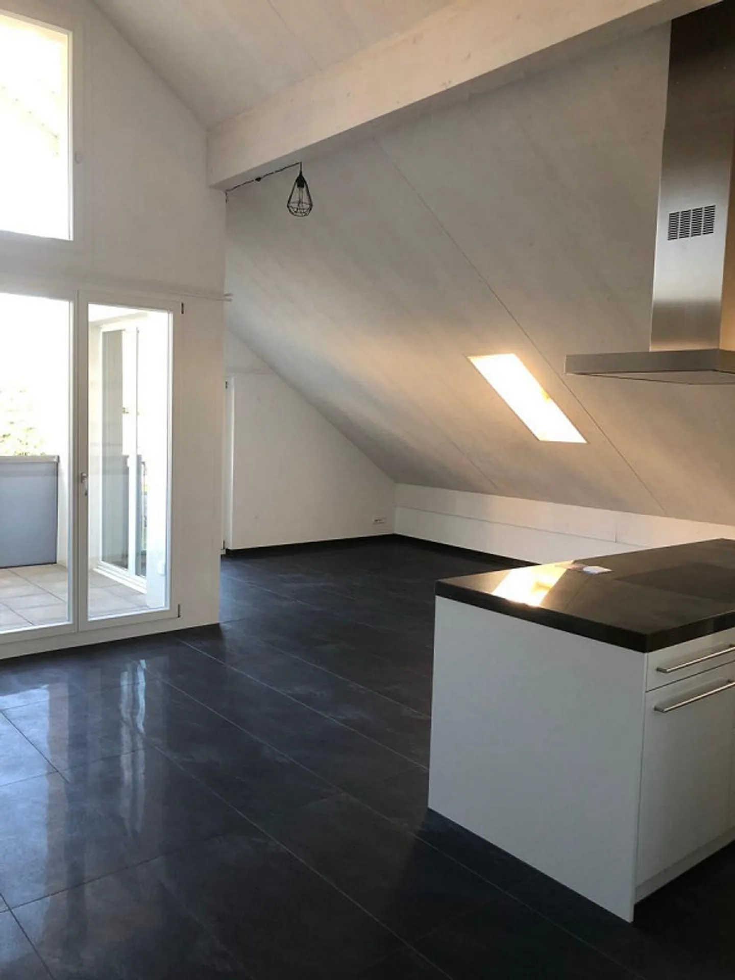 Appartement moderne de 3,5 pièces à Benken - Photo 3 sur 9