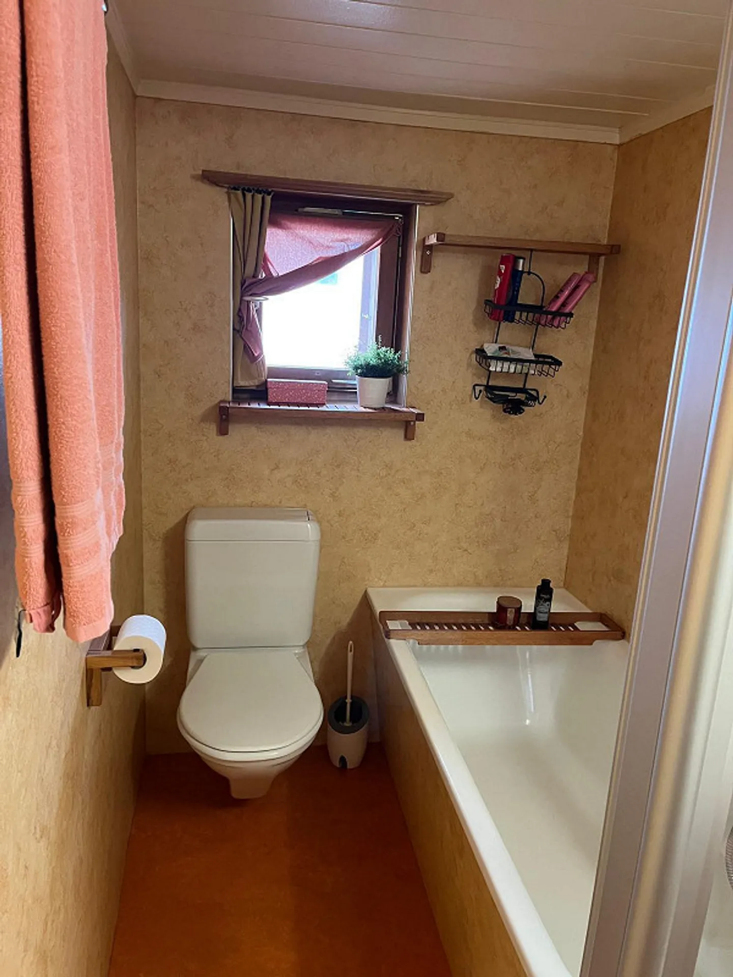 Rustikales Mehrfamilienhaus mit historischem Wert - Foto 29 von 30