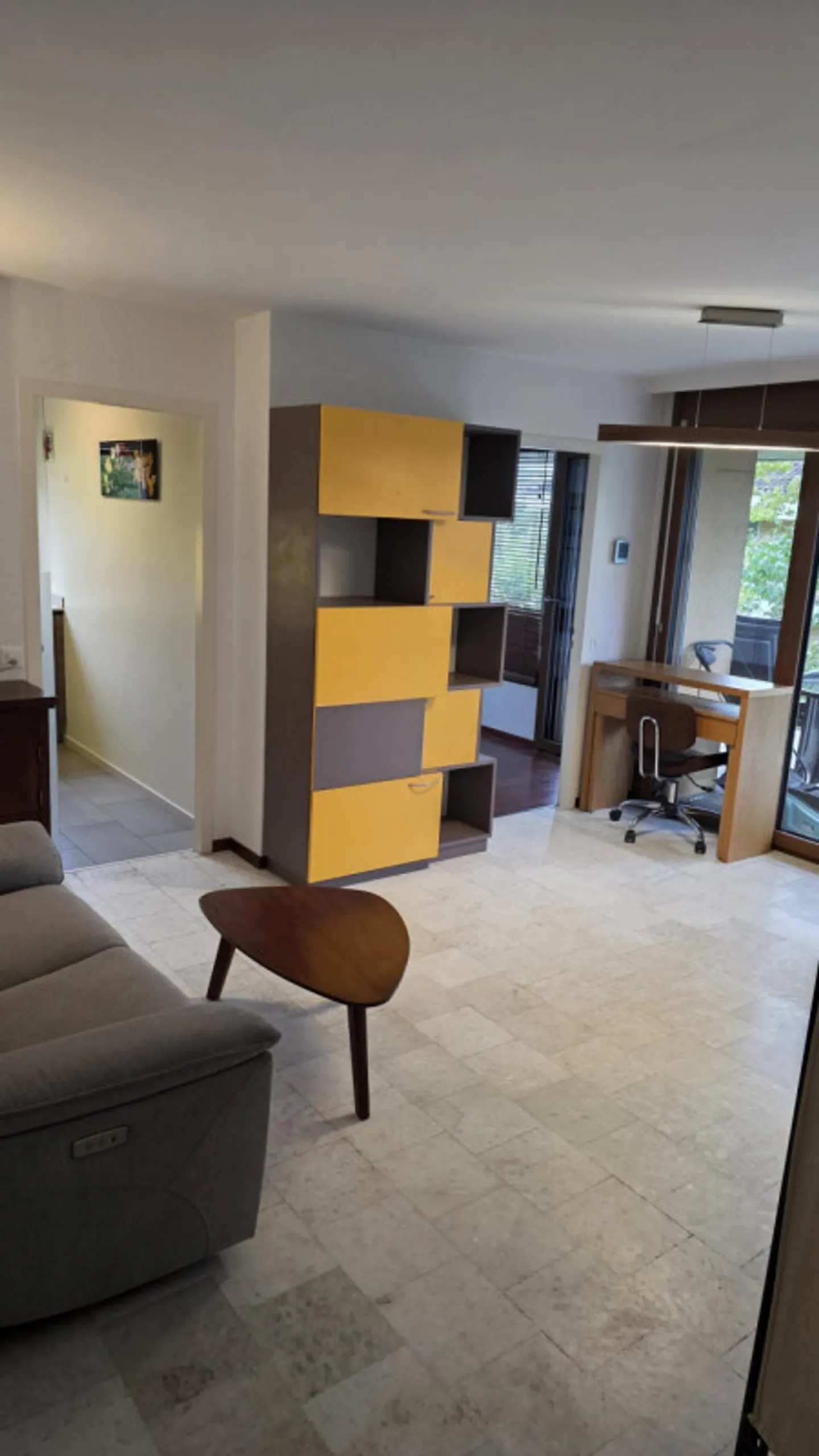 Appartement Meublé avec Terrasse - Photo 5 sur 13