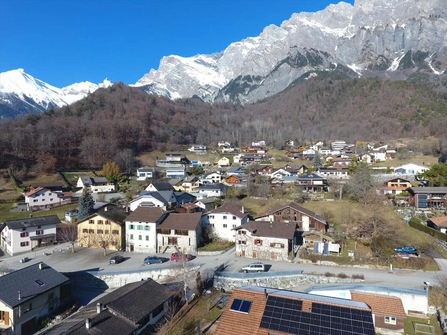 Da acquistare a Chamoson/VS, propriet
à composta da 3,5 appezzamenti, 1 casa e 1 fienile - Foto 19 di 19