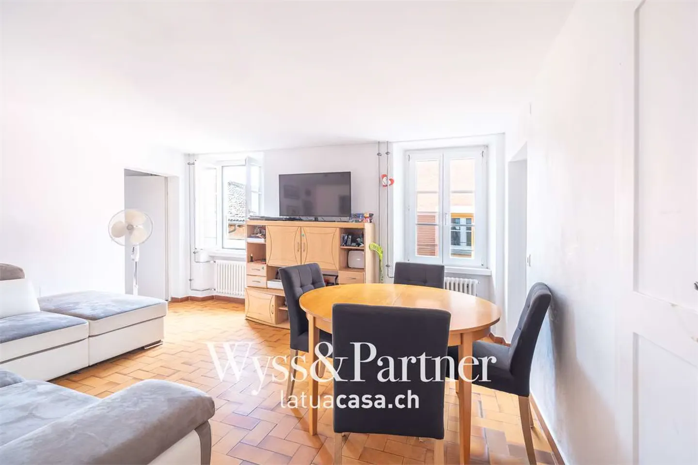 Cagiallo - practical three-room apartment - Photo 2 of 7