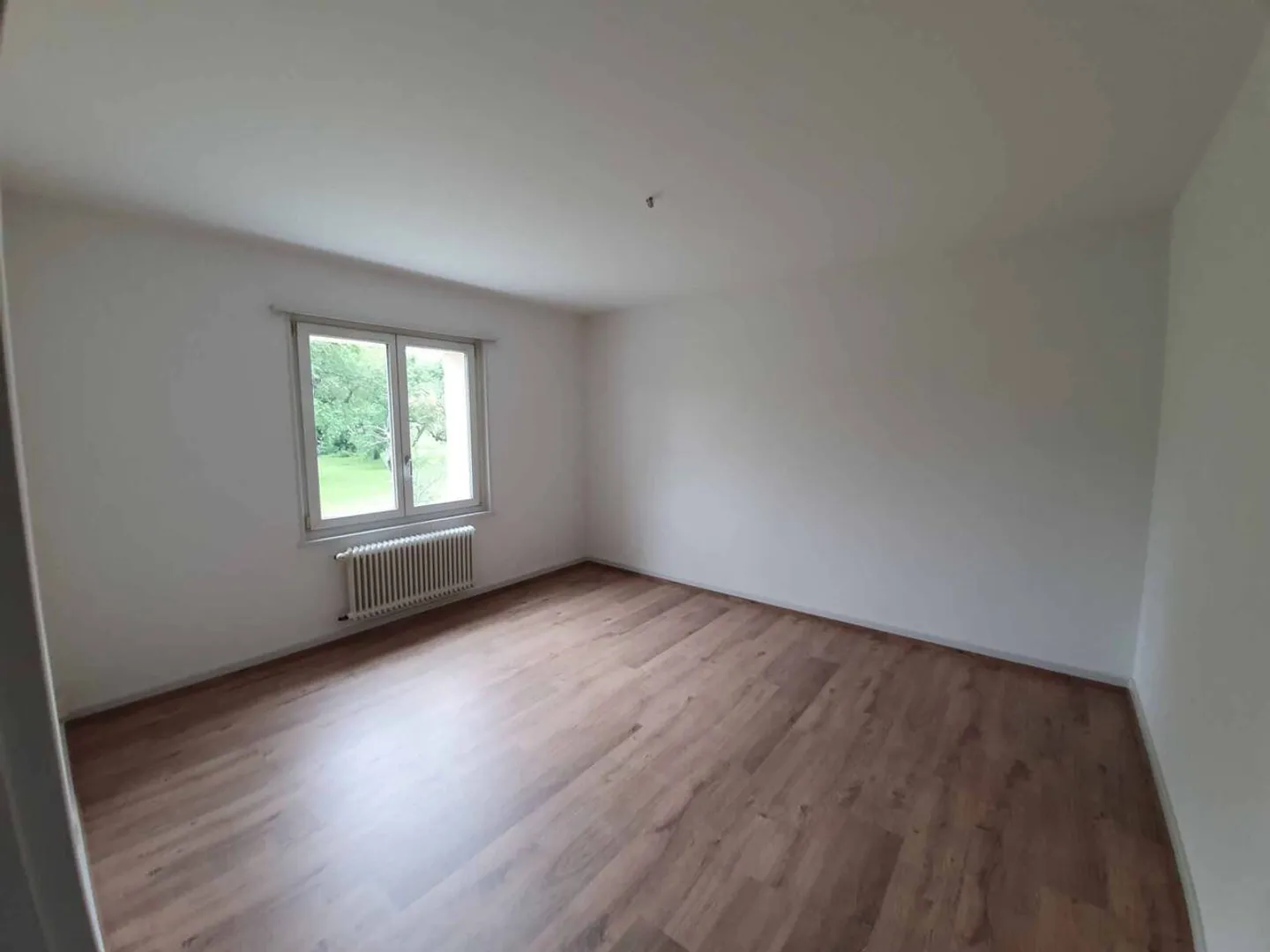 Apartment for rent - Photo 7 of 13