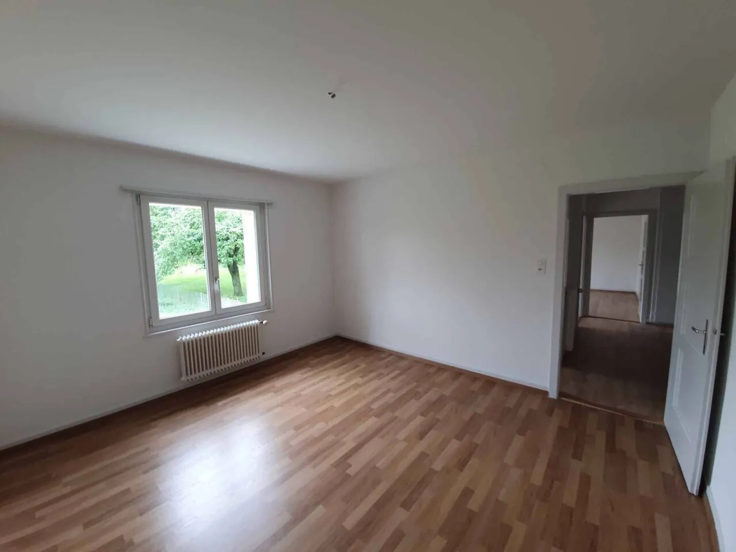 Apartment for rent - Photo 9 of 13