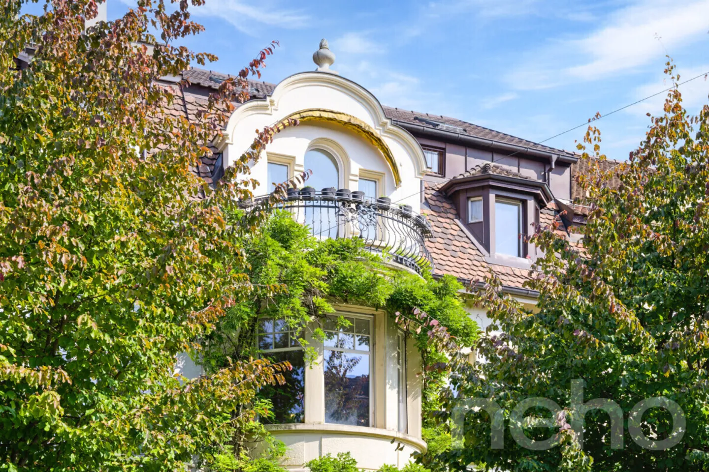 Villa de ville élégante avec caractère dans le quartier populaire de Bachletten - Photo 1 sur 13