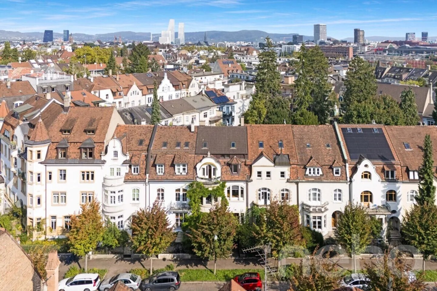 Villa de ville élégante avec caractère dans le quartier populaire de Bachletten - Photo 2 sur 13