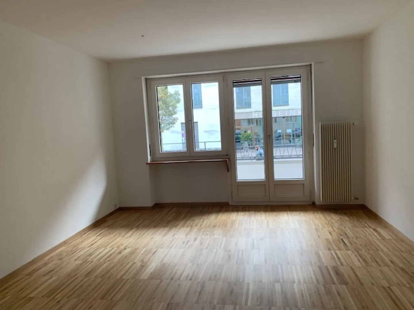 Moderne 4-Zimmerwohnung in Basel - Foto 3 von 10