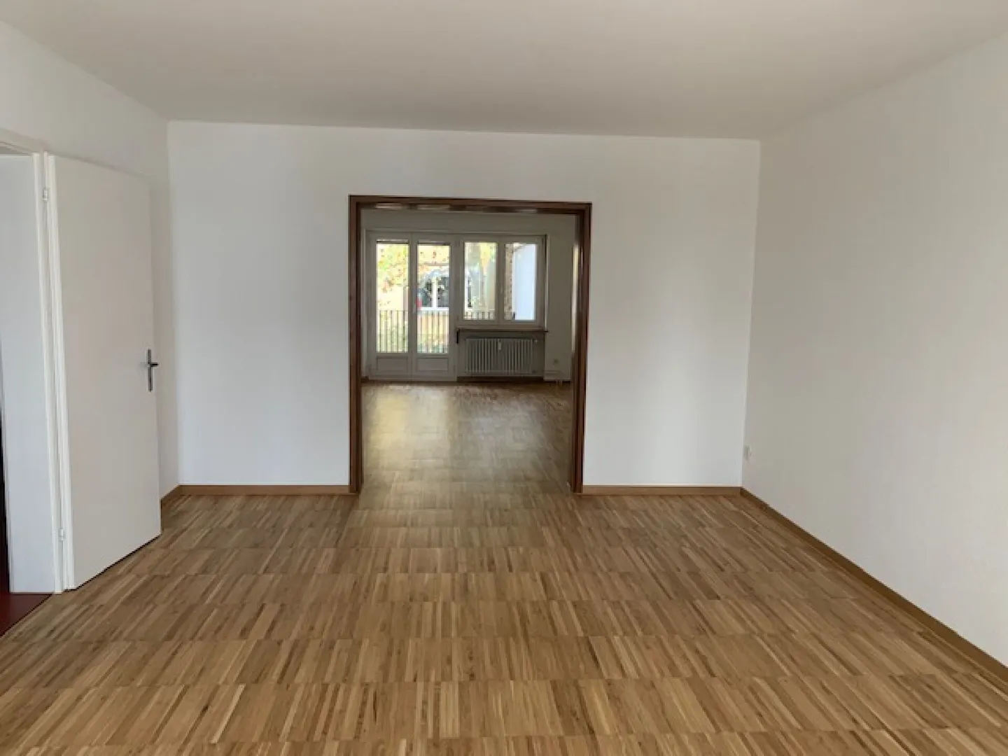 Moderne 4-Zimmerwohnung in Basel - Foto 2 von 10