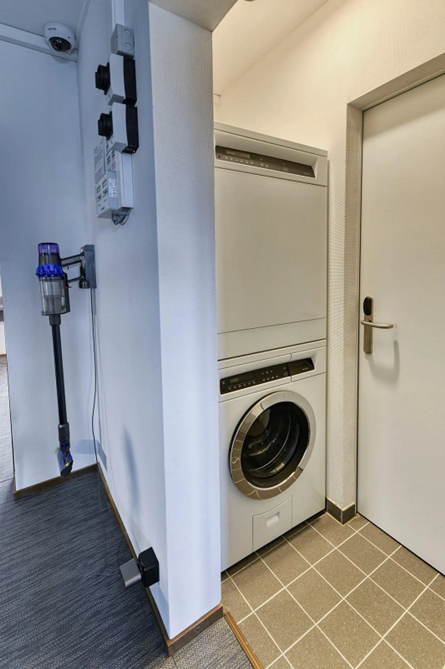 Appartamento "F/A-18" recentemente ristrutturato e arredato a Emmenbrücke - Foto 7 di 8