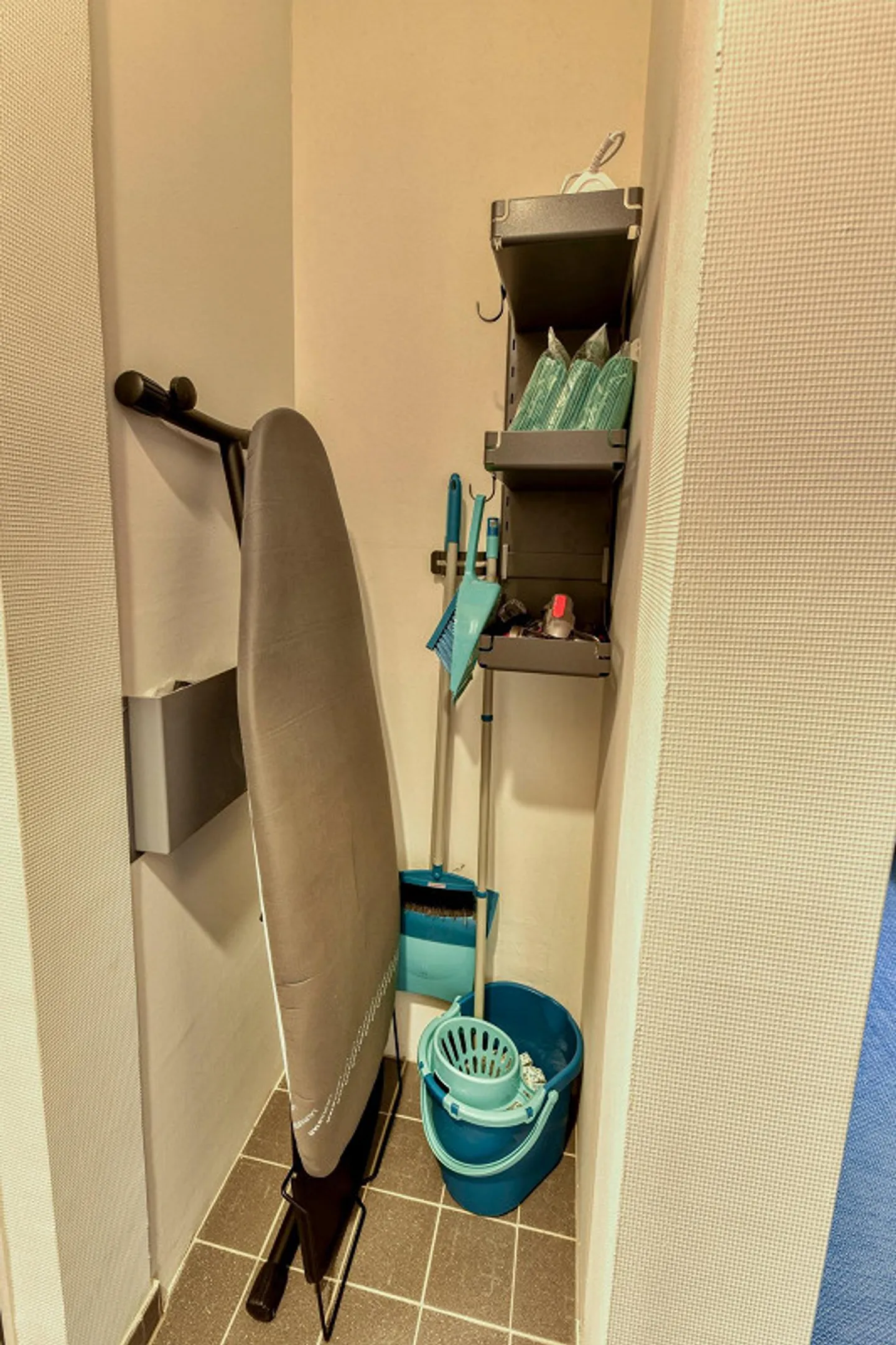 Appartamento "F/A-18" recentemente ristrutturato e arredato a Emmenbrücke - Foto 8 di 8