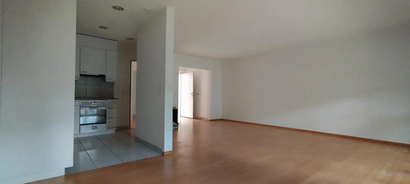 La tua nuova casa a Urdorf - centrale, confortevole e soleggiata - Foto 5 di 6