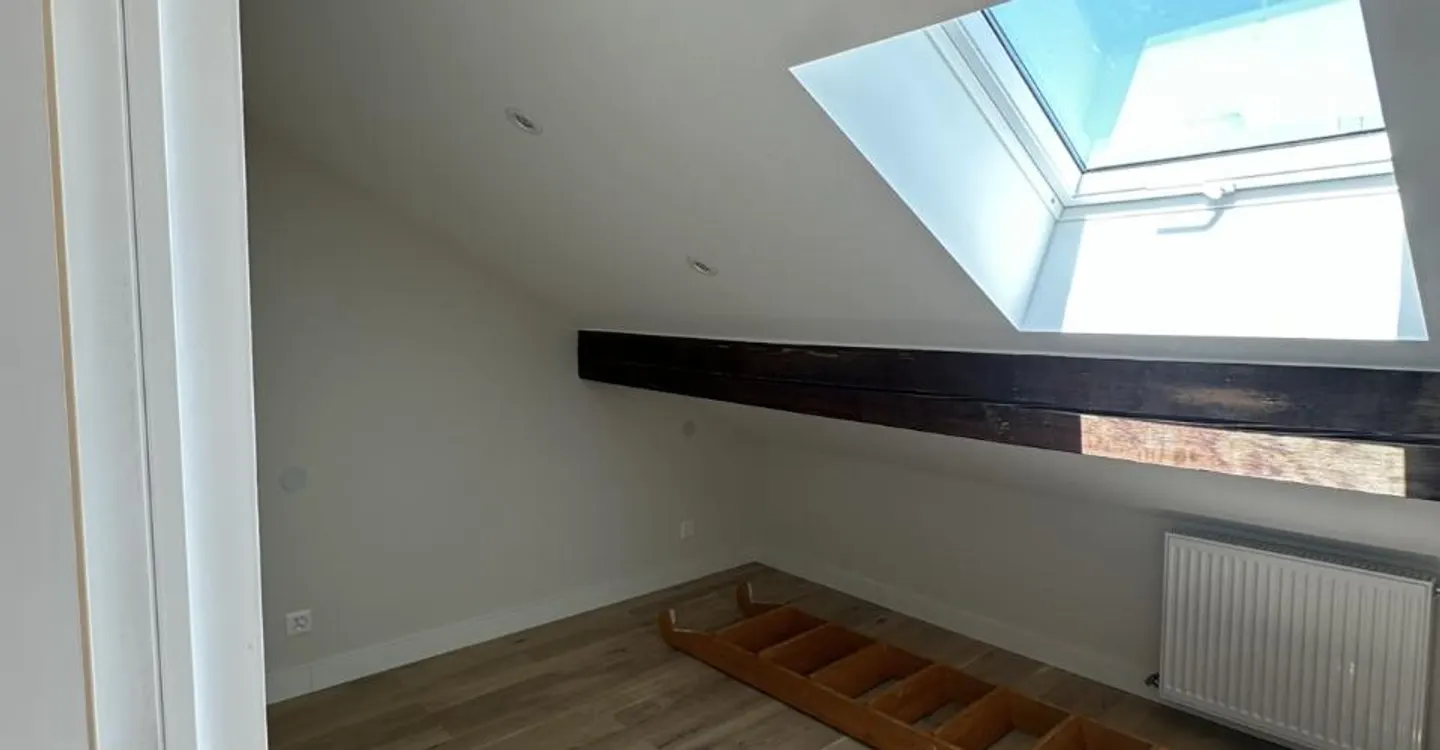 Charmant Appartement Dernier Étage - Photo 6 sur 9