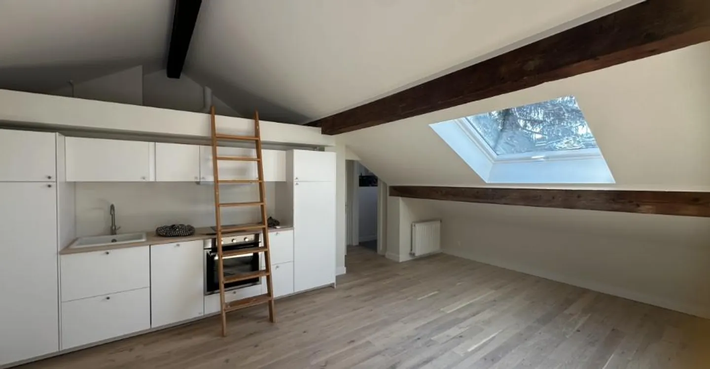 Charmant Appartement Dernier Étage - Photo 1 sur 9