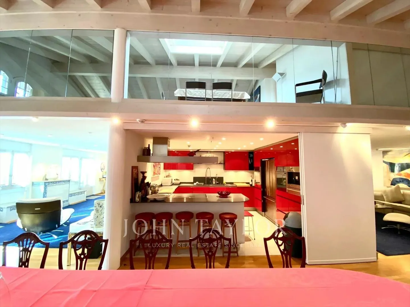 Loft 9 pièces - Photo 7 sur 13