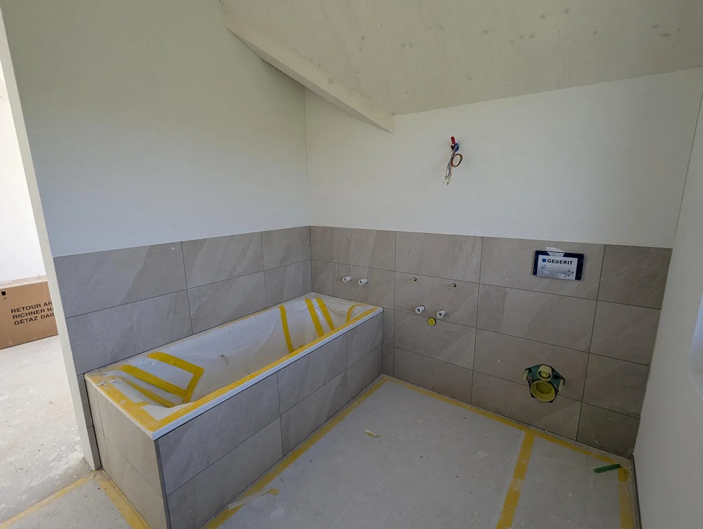 New Construction: Elegant 3.5 Room Penthouse Apartment - Photo 7 of 7