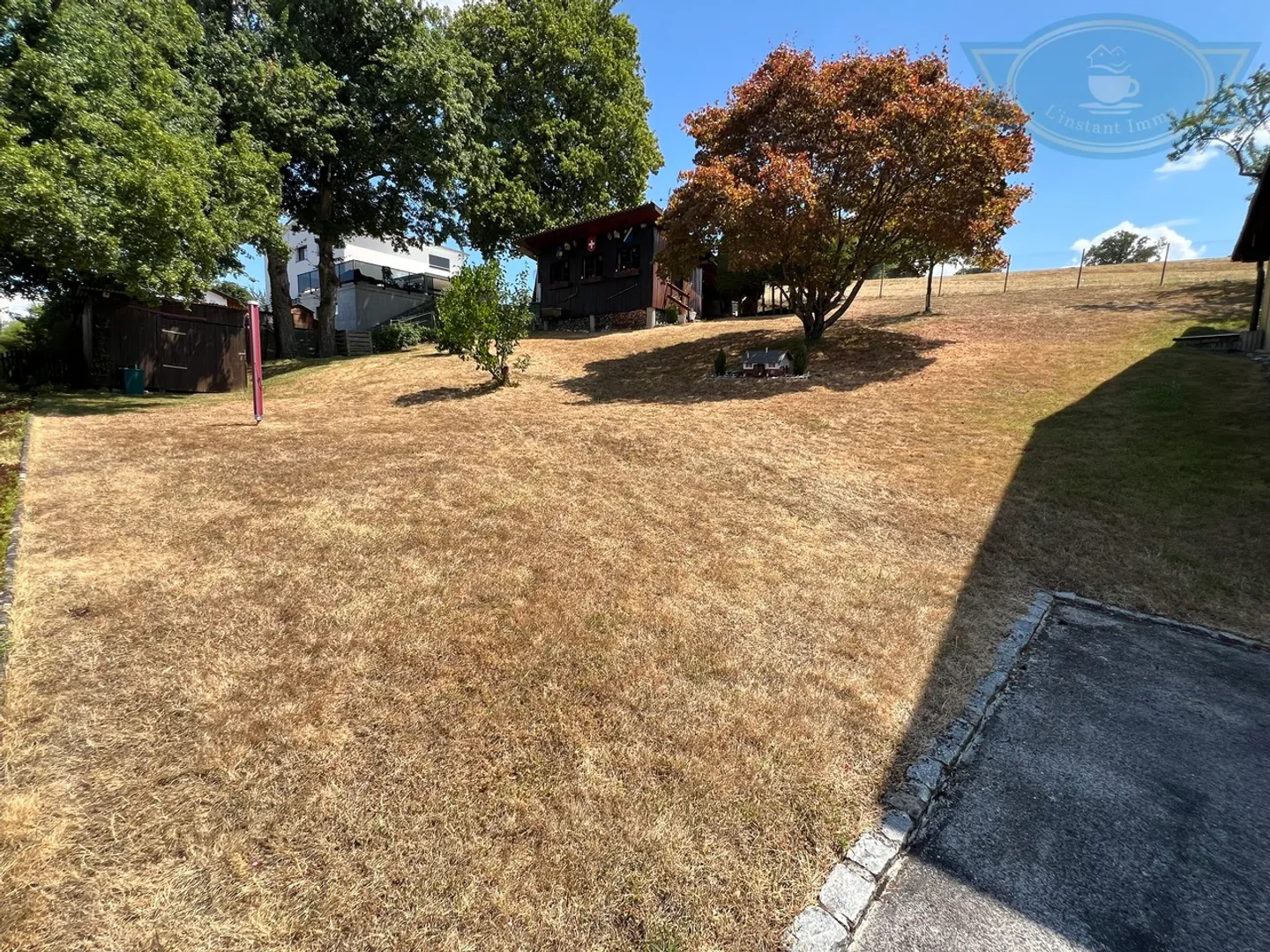 Spacious house with unobstructed view and large plot in Coeuve - Photo 14 of 15