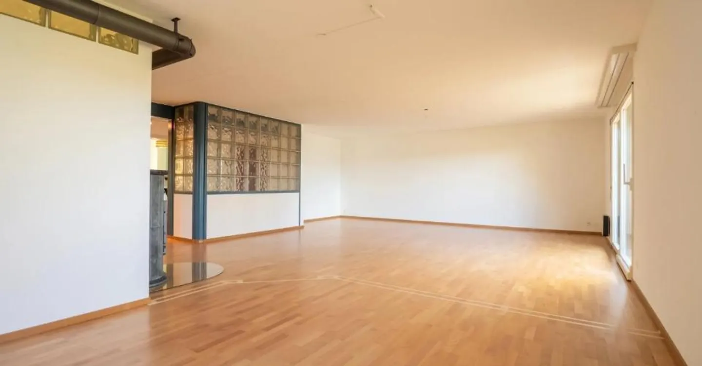 Appartamento di 135 m² nel cuore di Palézieux-Village: stazione, scuola e c - Foto 3 di 8