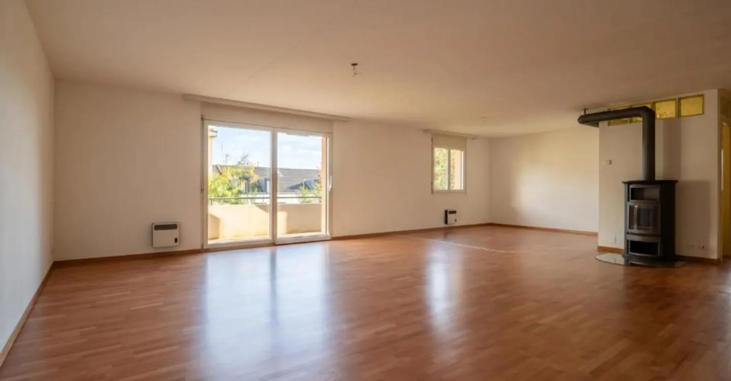 Appartamento di 135 m² nel cuore di Palézieux-Village: stazione, scuola e c - Foto 2 di 8