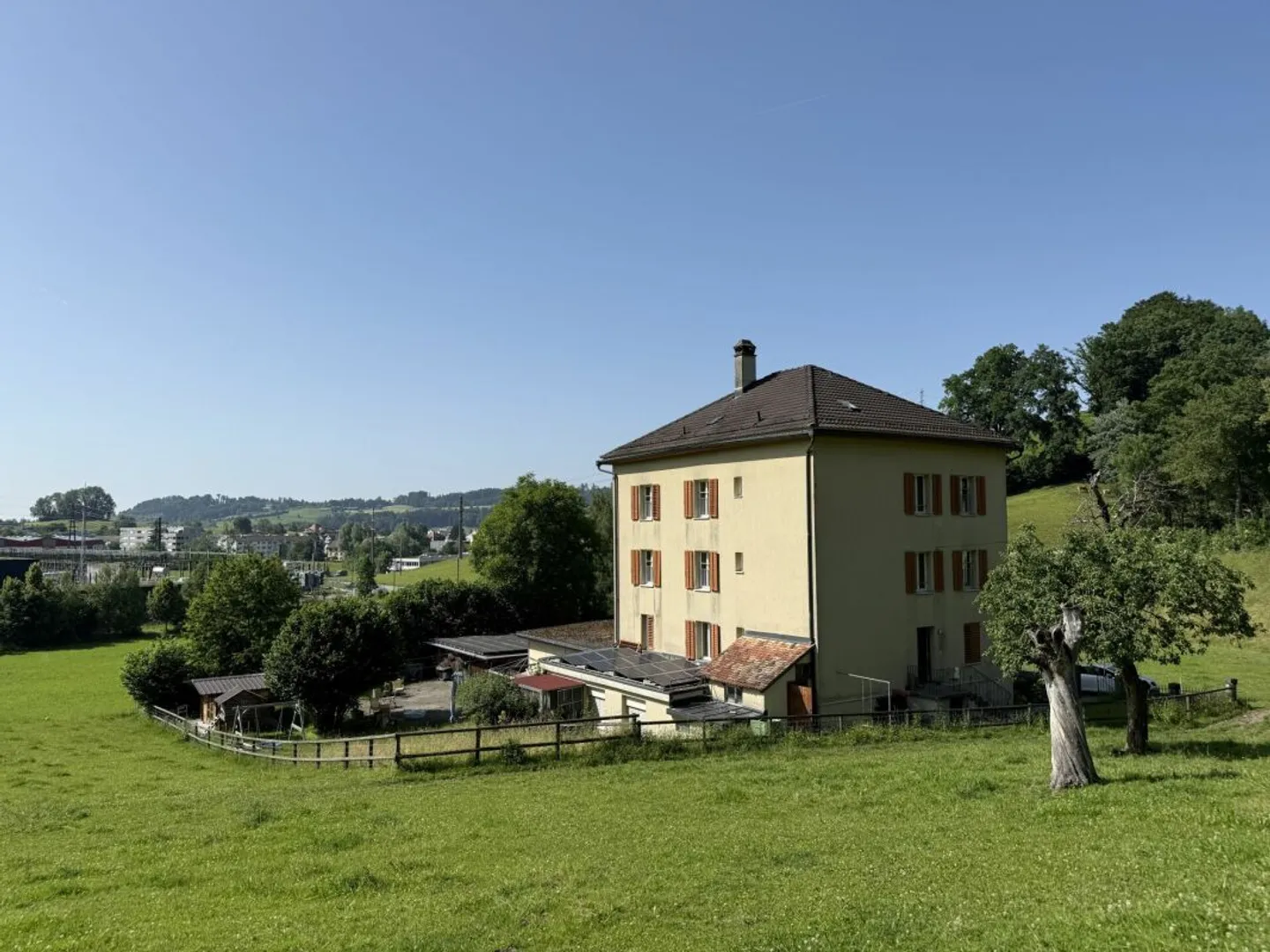 Maison individuelle à vendre - Photo 1 sur 8