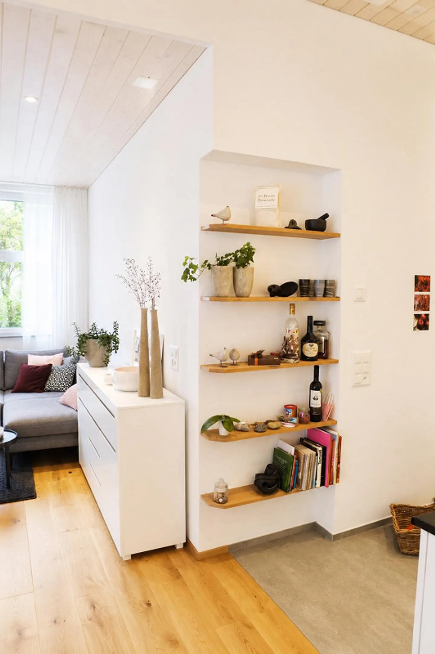 Moderne Wohnung mit grosser Terrasse - Foto 8 von 14